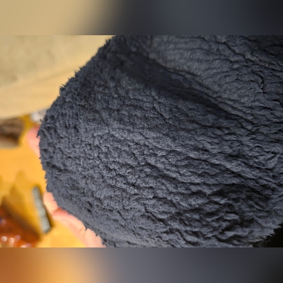 Lululemon merino wool Sherpa lined toque - Picture 5 of 7